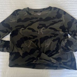 Old Navy Active Green Camo Print Long Sleeve Knot Front Shirt - Size Large
